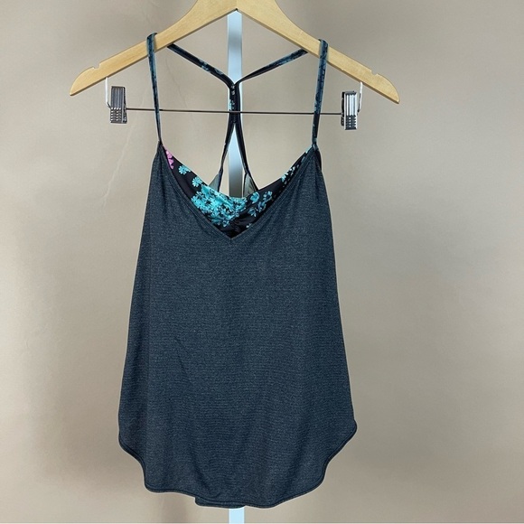 Lululemon Size 8 Roll Out Tank Heathered Black Petal Pop Yoga Flowy Boho Floral - Picture 4 of 11
